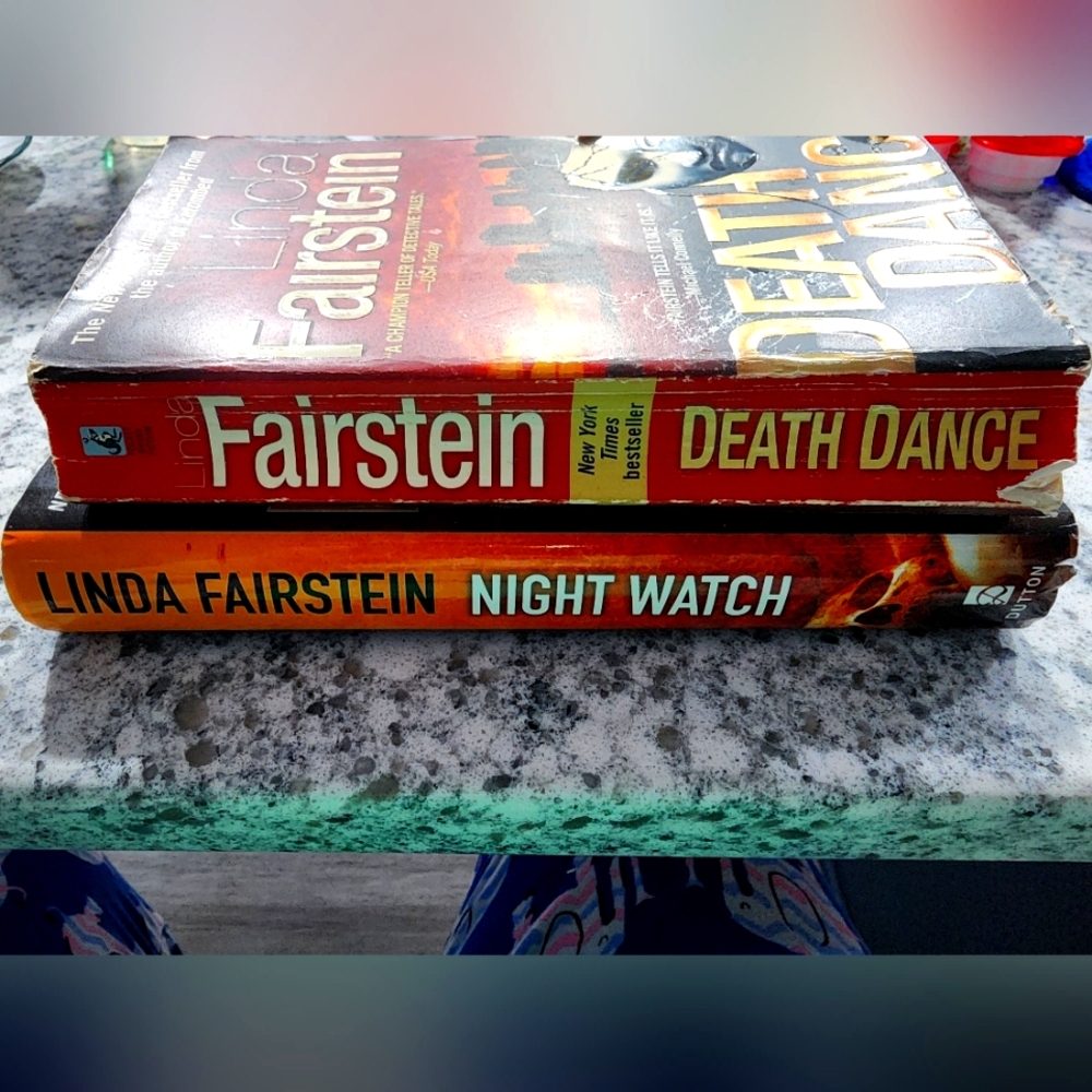 Set Of 2 Linda Fairstein Suspense Novels